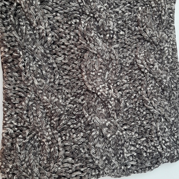 Pottery Barn Colossal Handknit Pillow Cover (1 pillow cover) Heather Gray - Picture 4 of 14